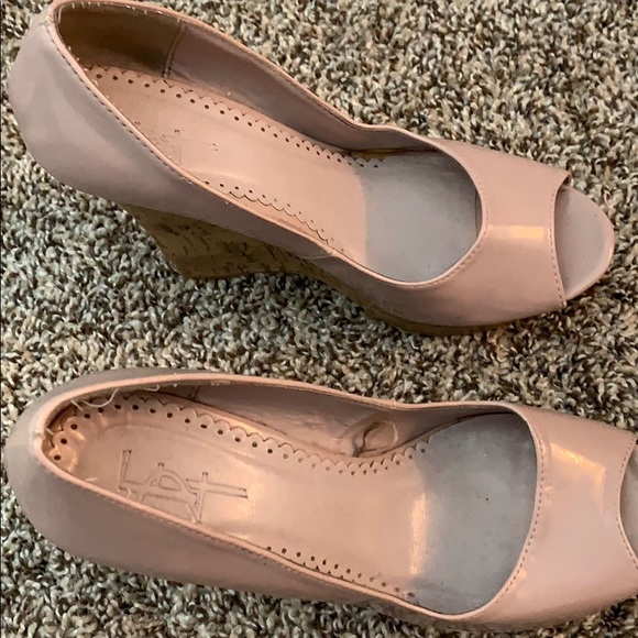 Nude cork Wedge Heels - Picture 3 of 8